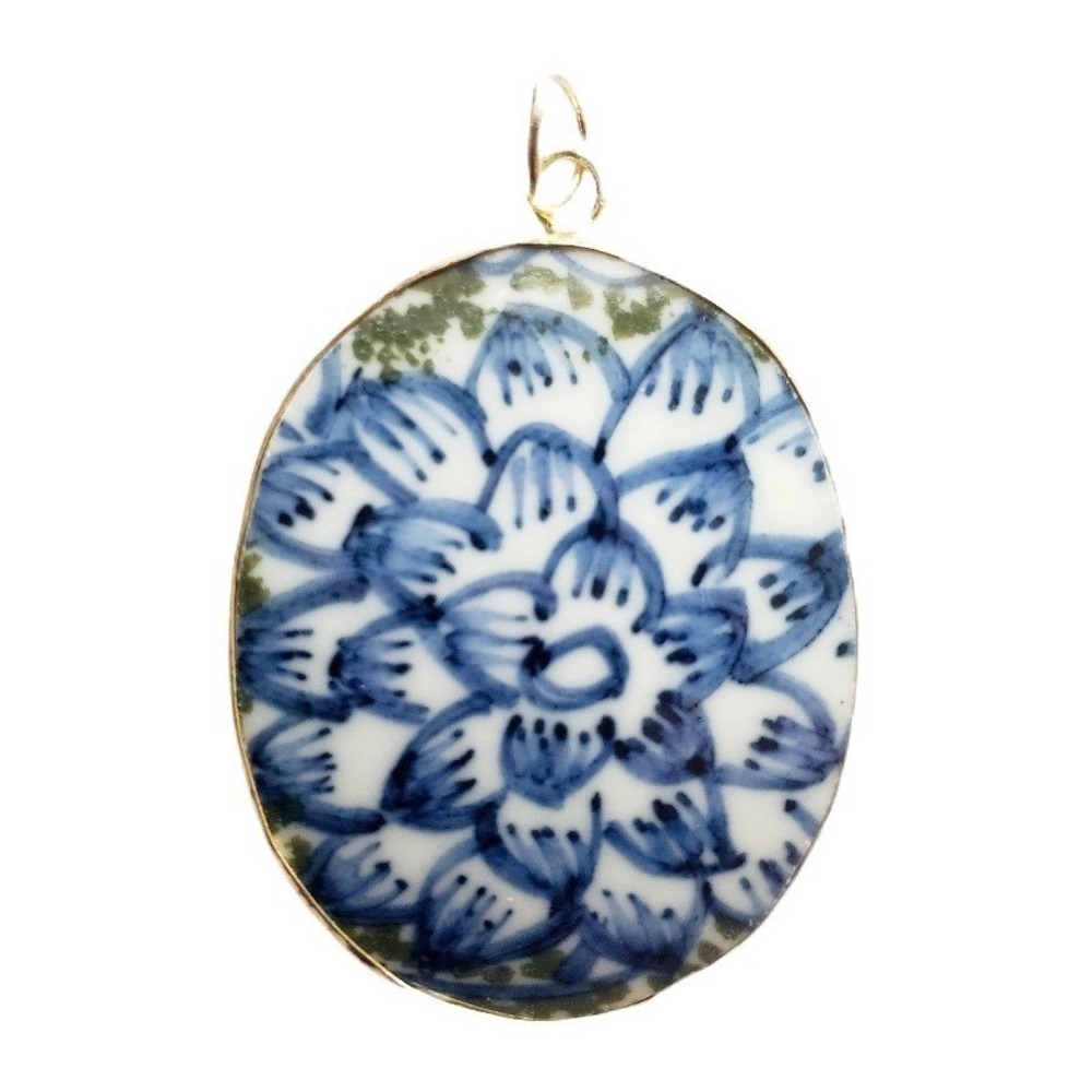 Blue & White Ceramic Lotus Flower‎ Oval Floral Chinoiserie Pottery Shard Pendant